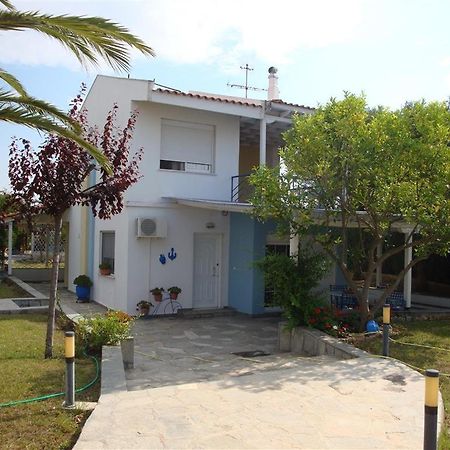 Wonderful House With Private Garden Villa ฟิออยิตา ภายนอก รูปภาพ