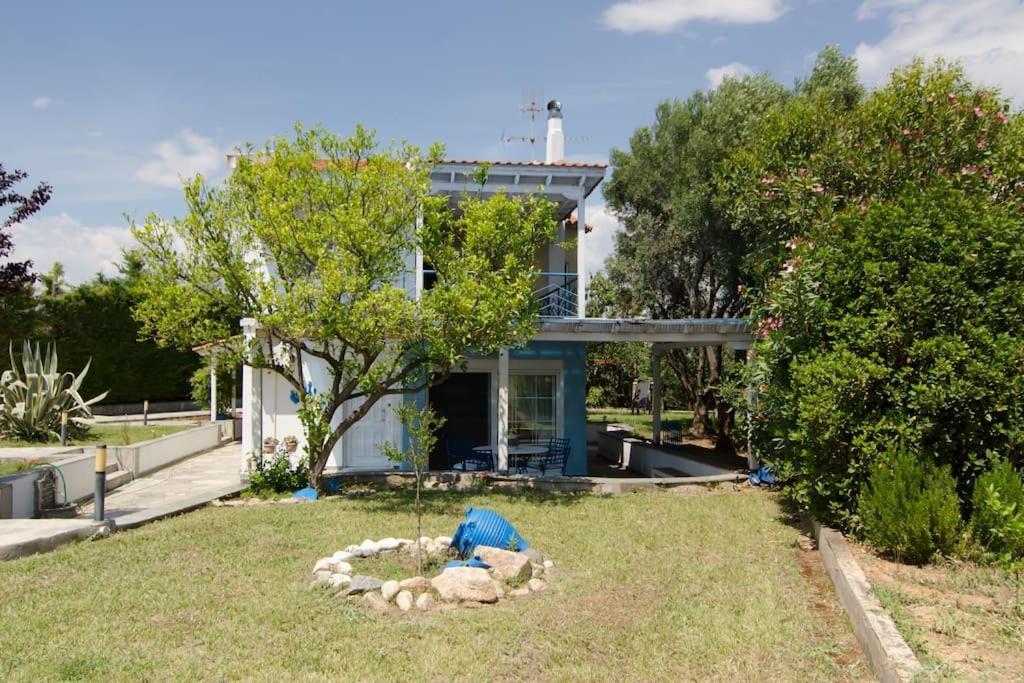 Wonderful House With Private Garden Villa ฟิออยิตา ภายนอก รูปภาพ
