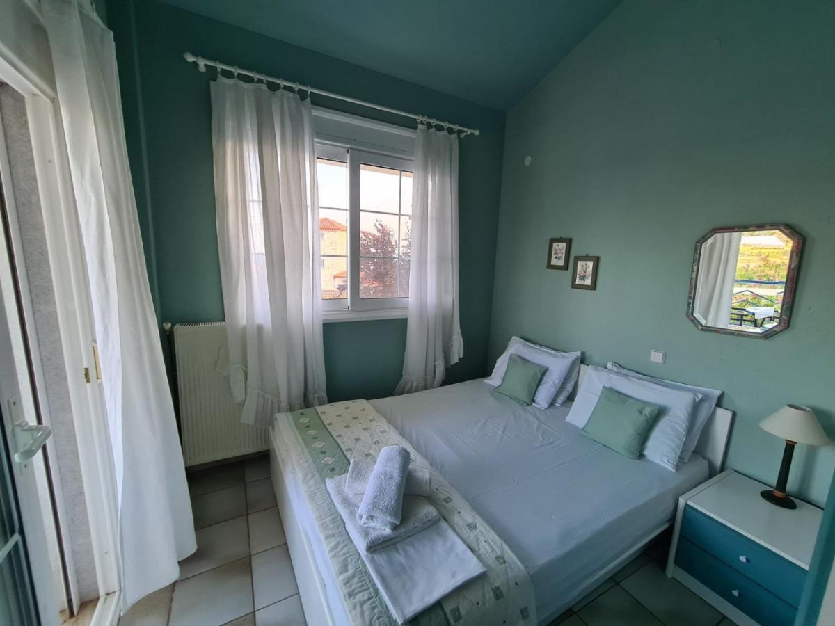 Wonderful House With Private Garden Villa ฟิออยิตา ภายนอก รูปภาพ